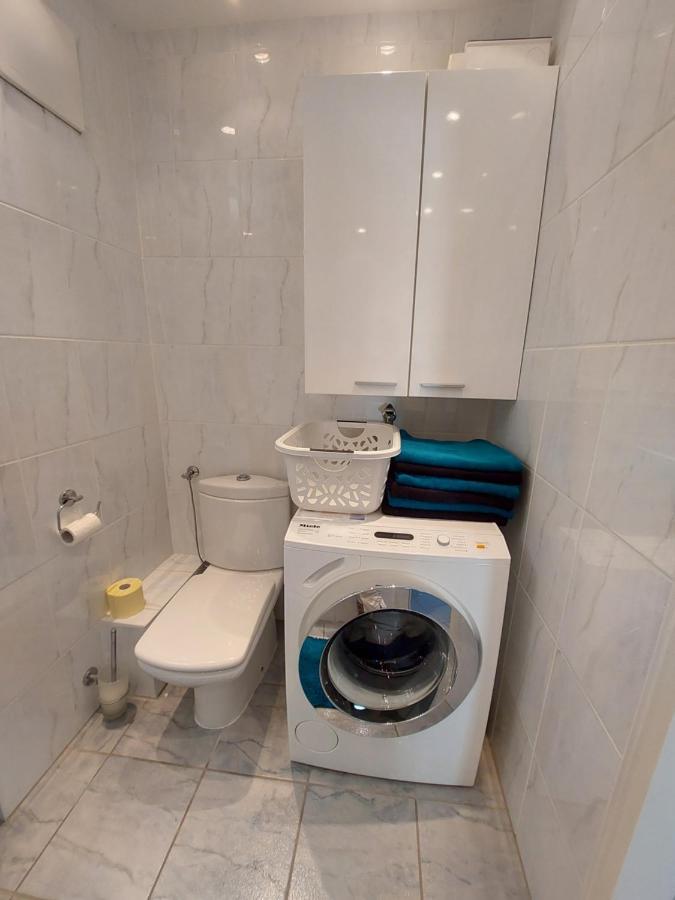 Appartement Tower With Private Terrace Next To Uno Vienne